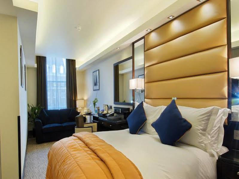 เดอะ มาร์เบิล อาร์ช ลอนดอน Hotel ภายนอก รูปภาพ A bedroom at the hotel